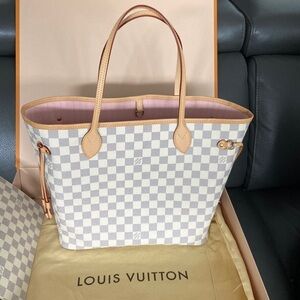 Beautiful Damier Azur Louis Vuitton Never-full MM.